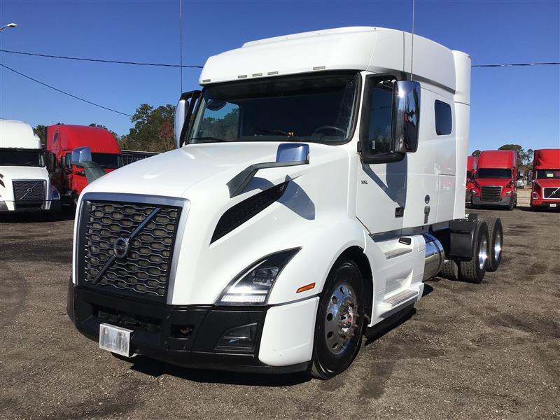 2021 Volvo VNL 740