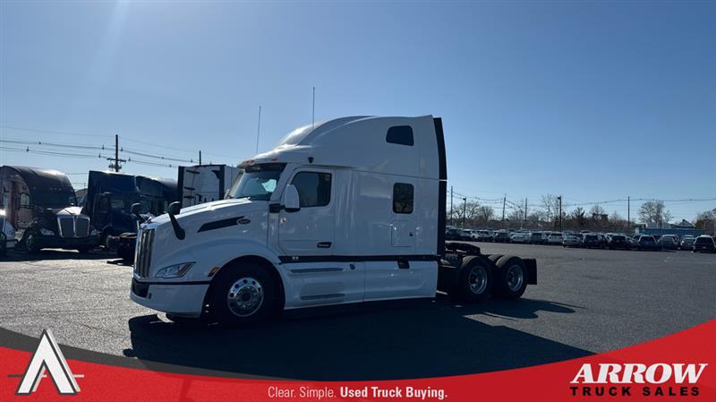 2023 Peterbilt 579