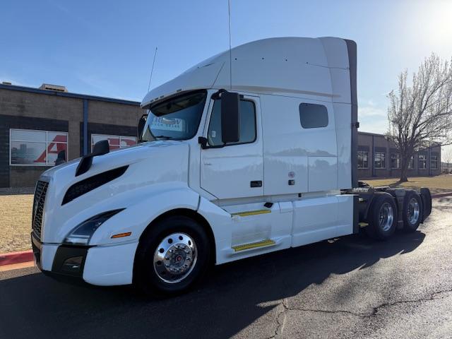 2021 Volvo VNL 740
