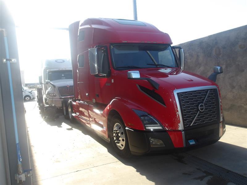 2021 Volvo VNL 760