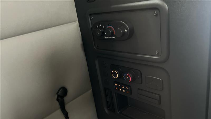 Thumbnail 25