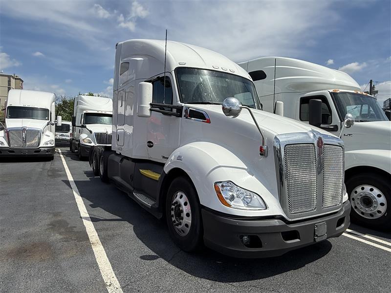2021 Kenworth T680