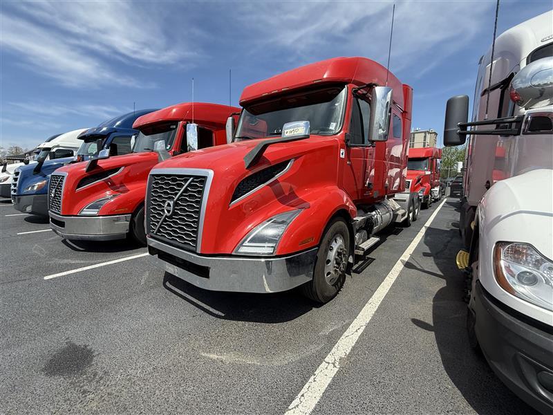 2021 Volvo VNL 740