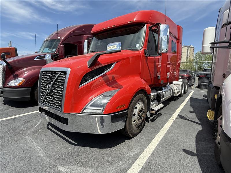 2021 Volvo VNL 740