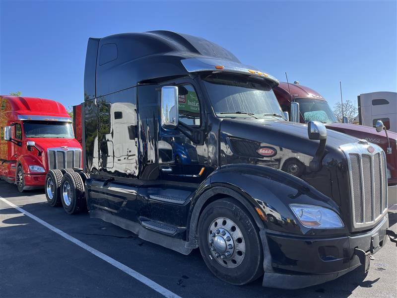 2021 Peterbilt 579