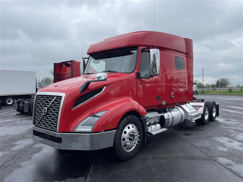 2021 Volvo VNL 740