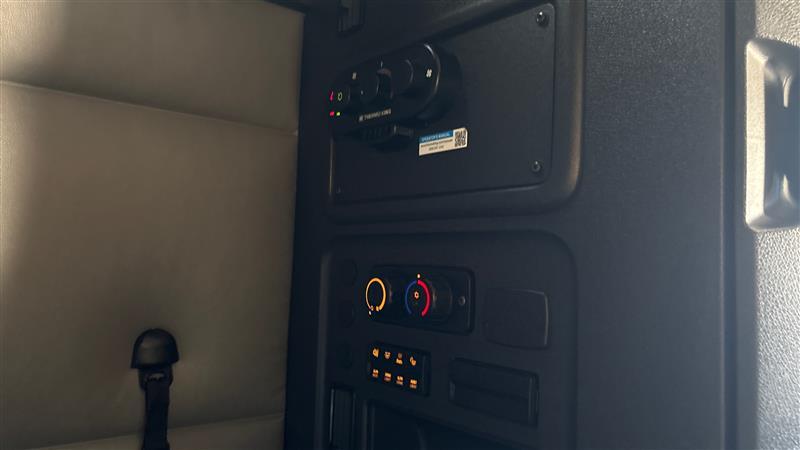 Thumbnail 28