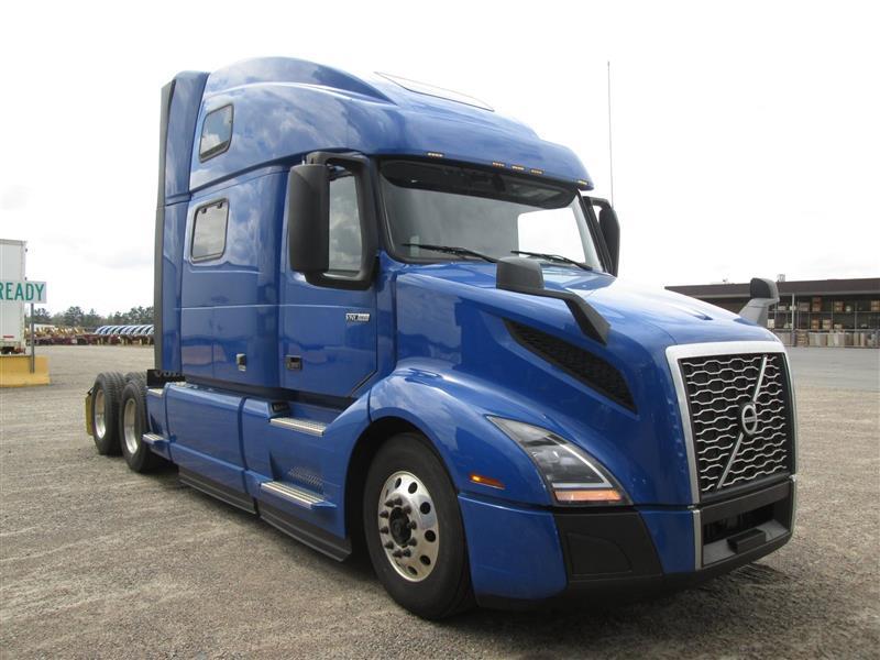 2020 Volvo VNL 860