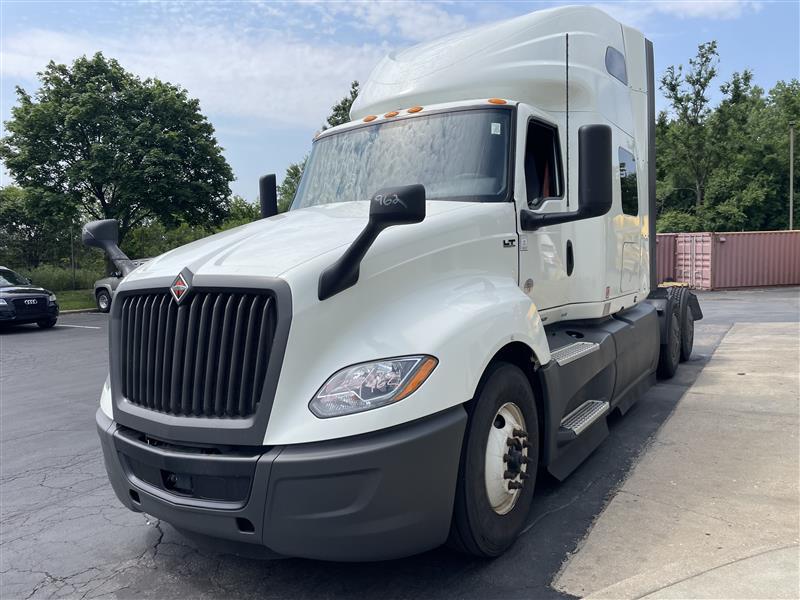 2022 International LT625