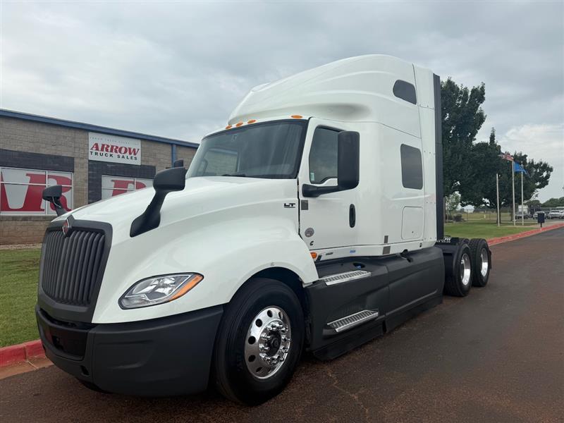 2022 International LT625