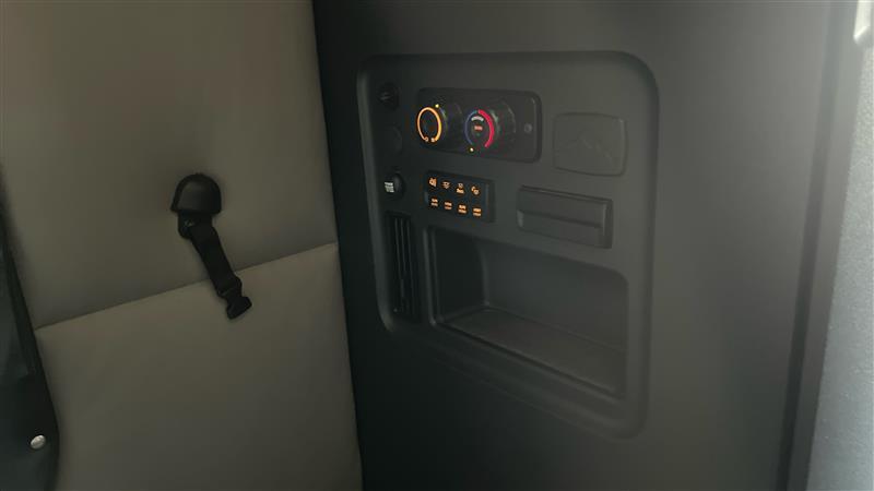 Thumbnail 26