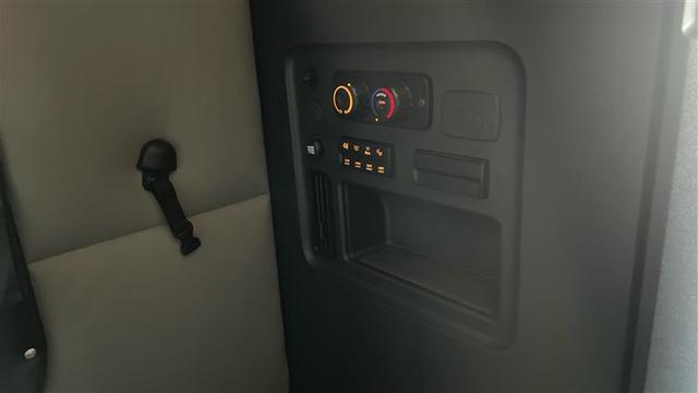 Thumbnail 26