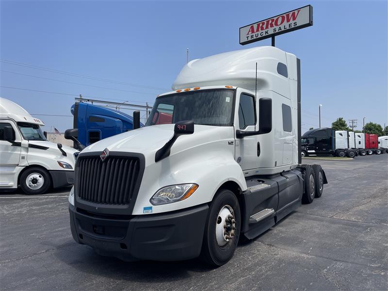 2022 International LT625
