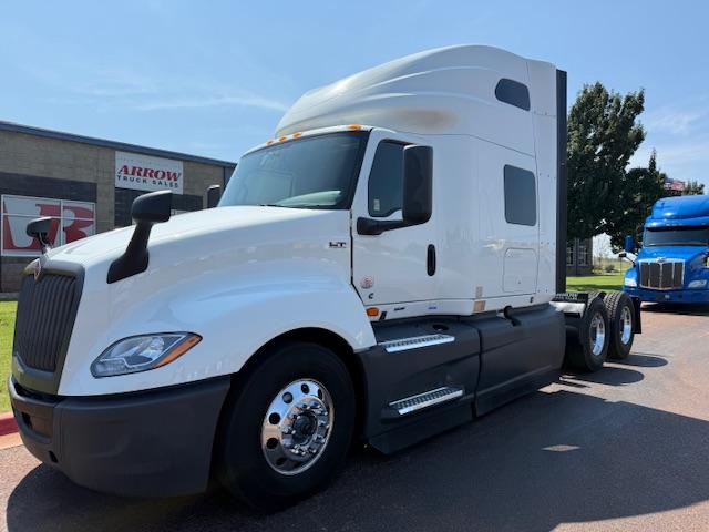 2022 International LT625