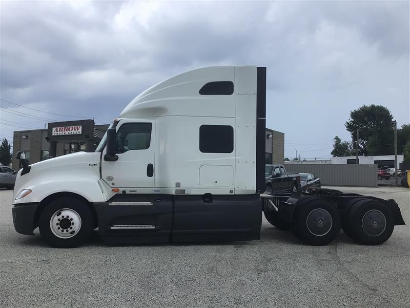 2022 International LT625