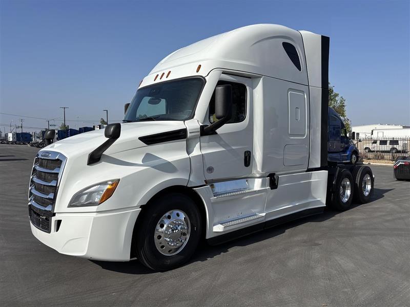 2021 Freightliner Cascadia