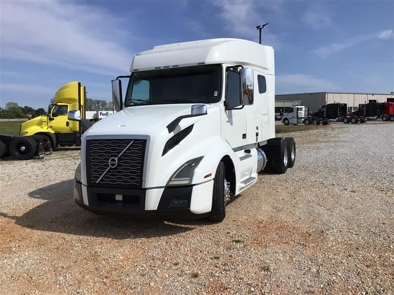 2019 Volvo VNL 740