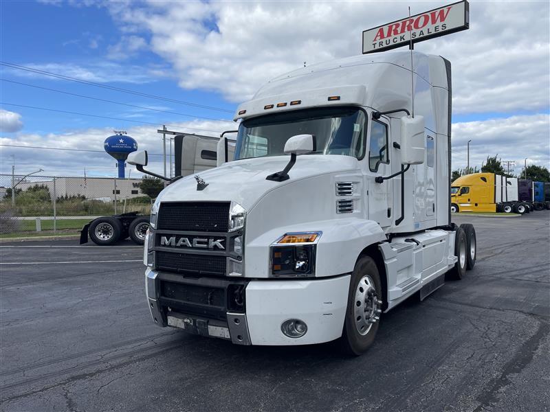 2023 Mack AN64T