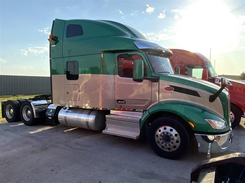 2022 Peterbilt 579