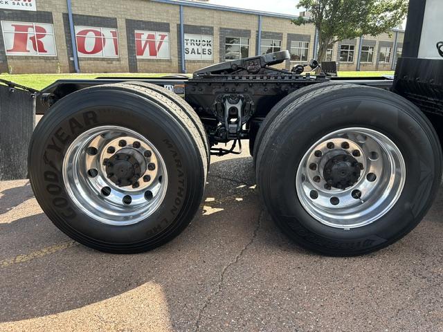 2021 Kenworth T680