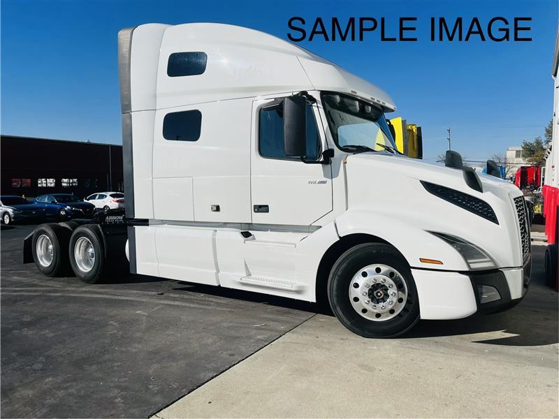 2022 Volvo VNL64T760