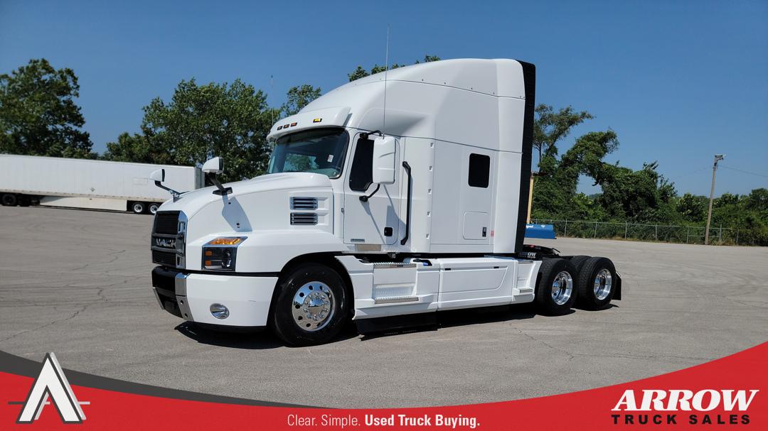 2023 Mack AN64T