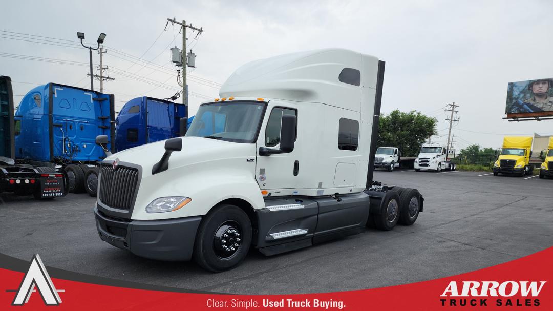 2022 International LT625