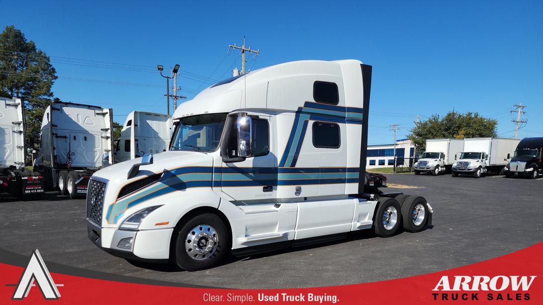 2022 Volvo VNL64T860