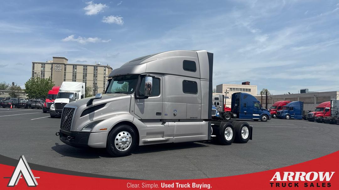2022 Volvo VNL 860