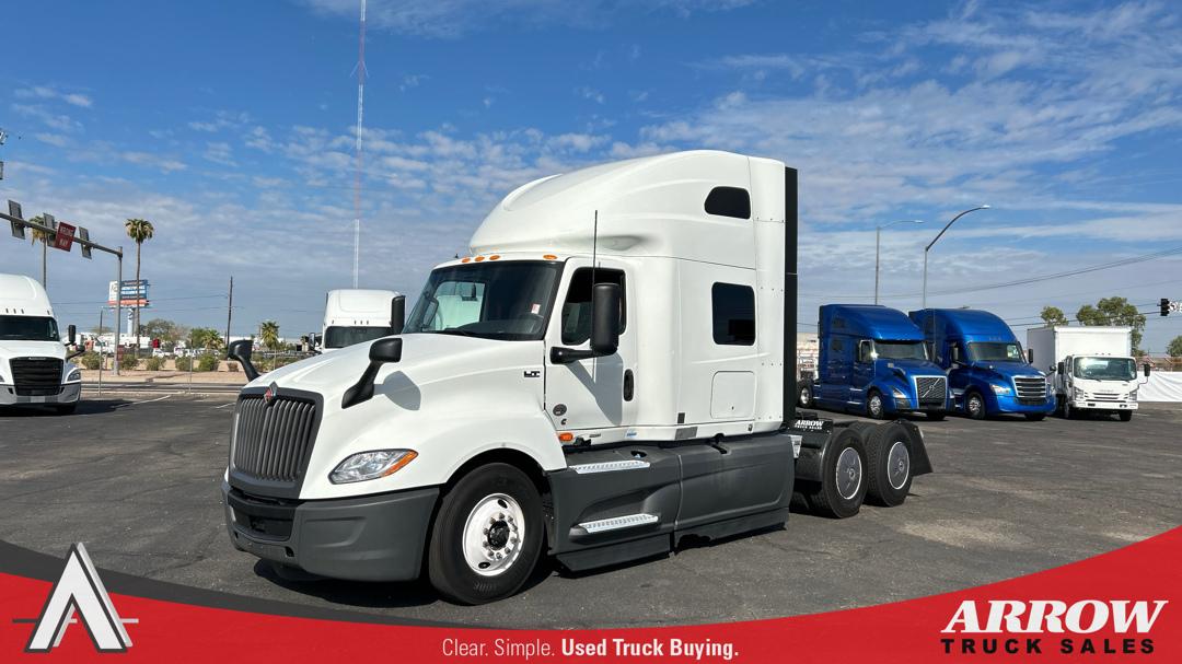 2022 International LT625