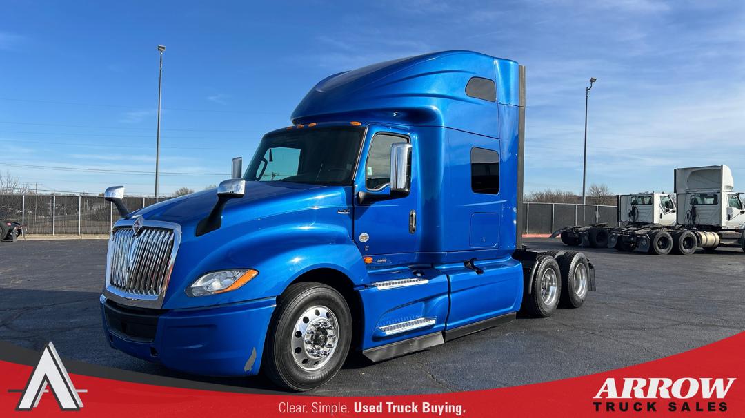 2021 International LT