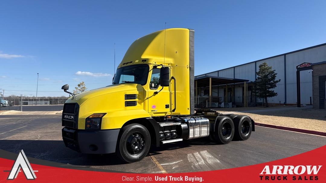 2022 Mack AN64T
