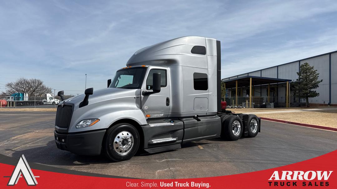 2022 International LT