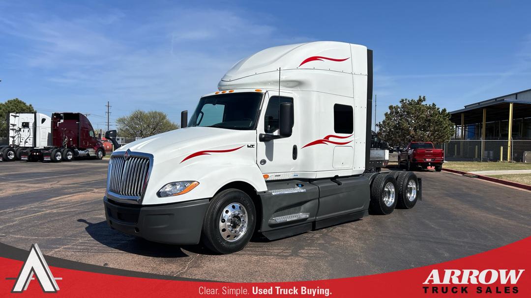 2022 International LT
