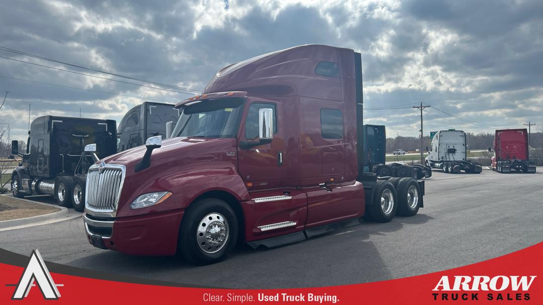 2023 International LT