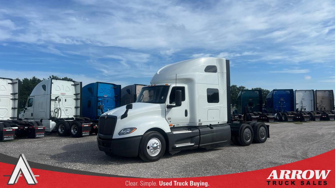2022 International LT625