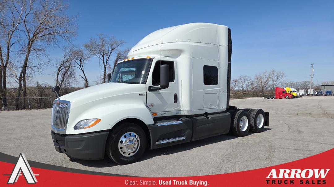 2022 International LT