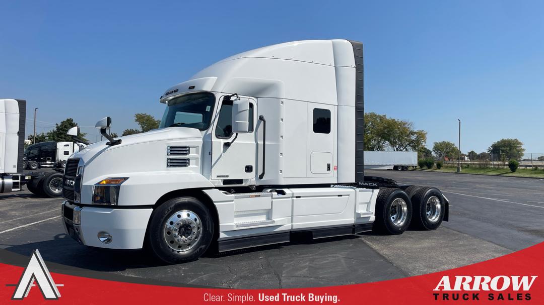2023 Mack AN64T