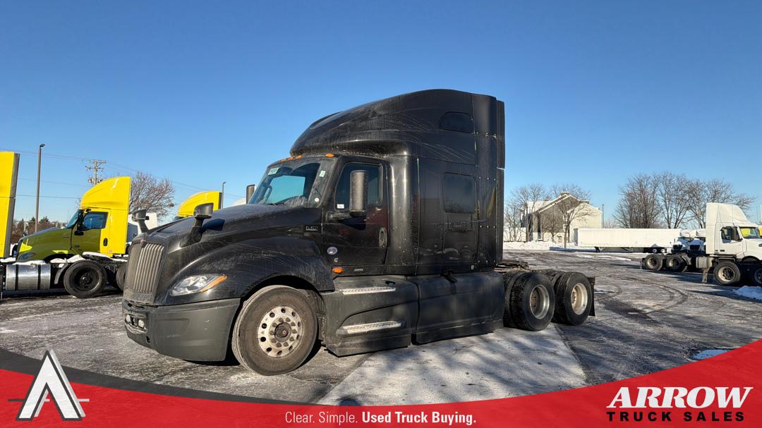 2022 International LT