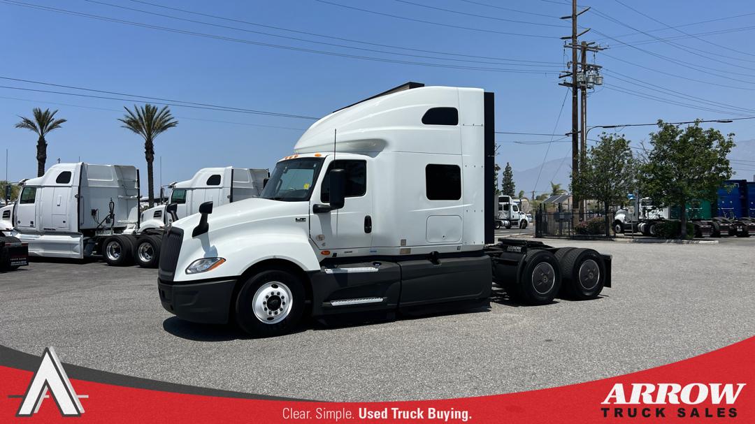 2022 International LT625