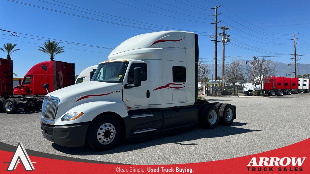 2022 International LT