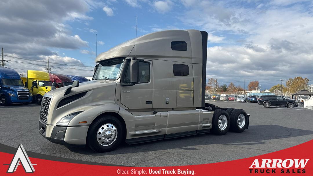 2022 Volvo VNL 760