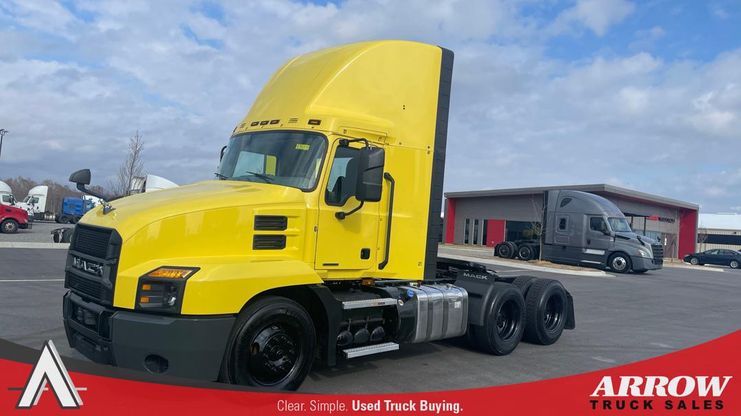 2023 Mack AN64T