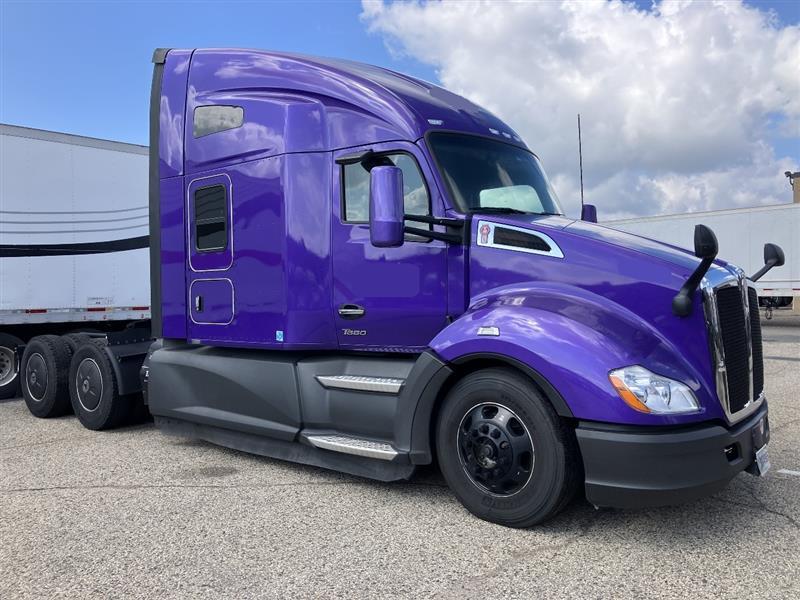 2022 Kenworth T680