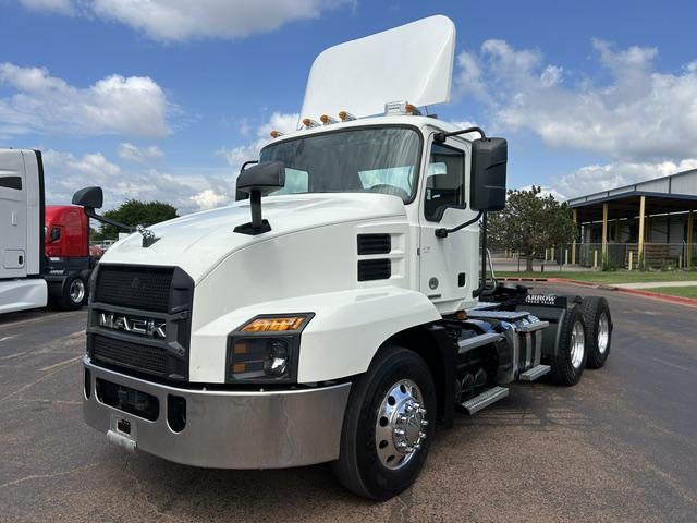 2021 Mack AN64T