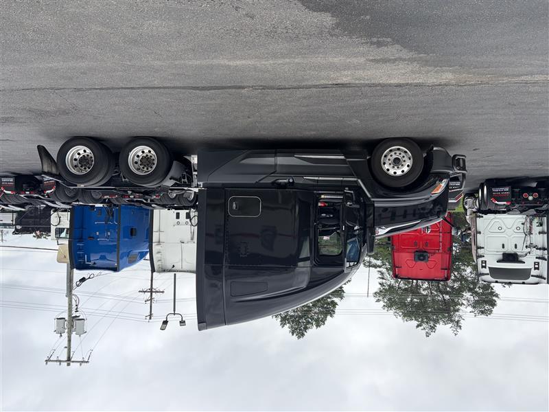2022 Kenworth T680