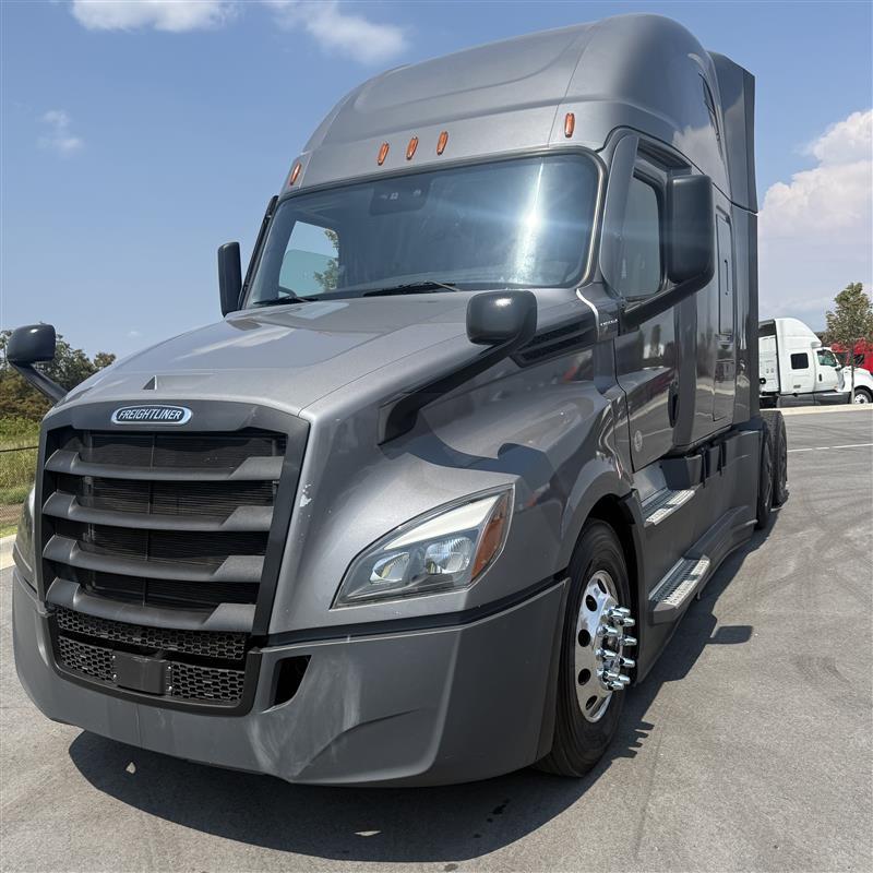 2022 Freightliner Cascadia
