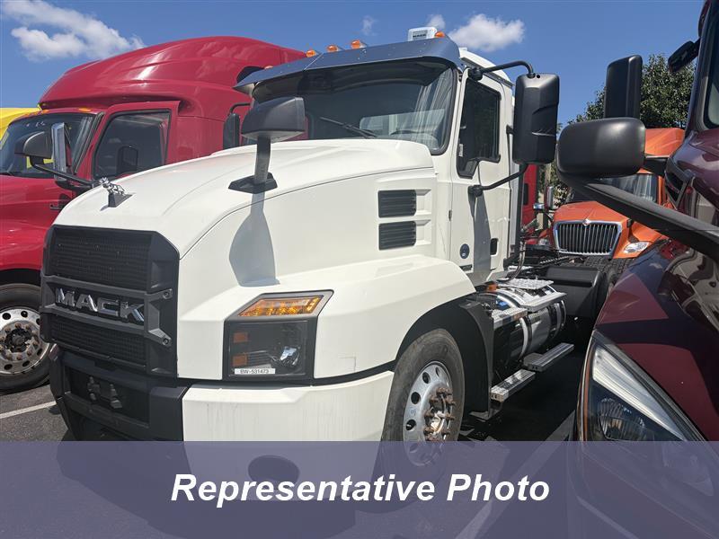 2021 Mack AN64T