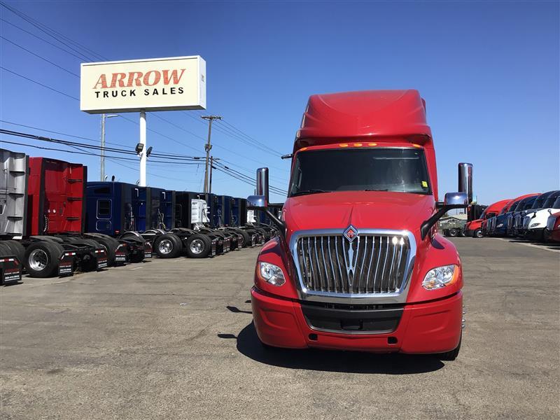 2022 International LT625